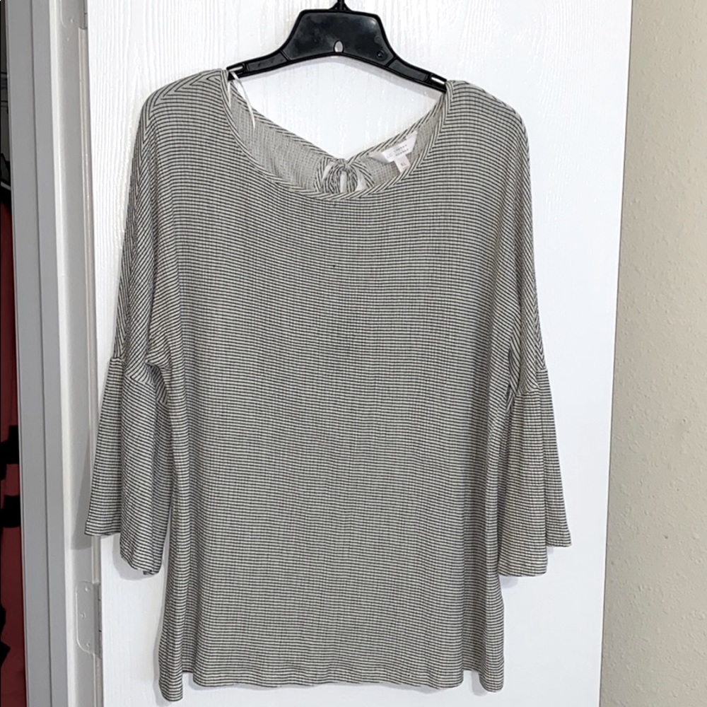 LC Lauren Conrad beige/black textured striped top
